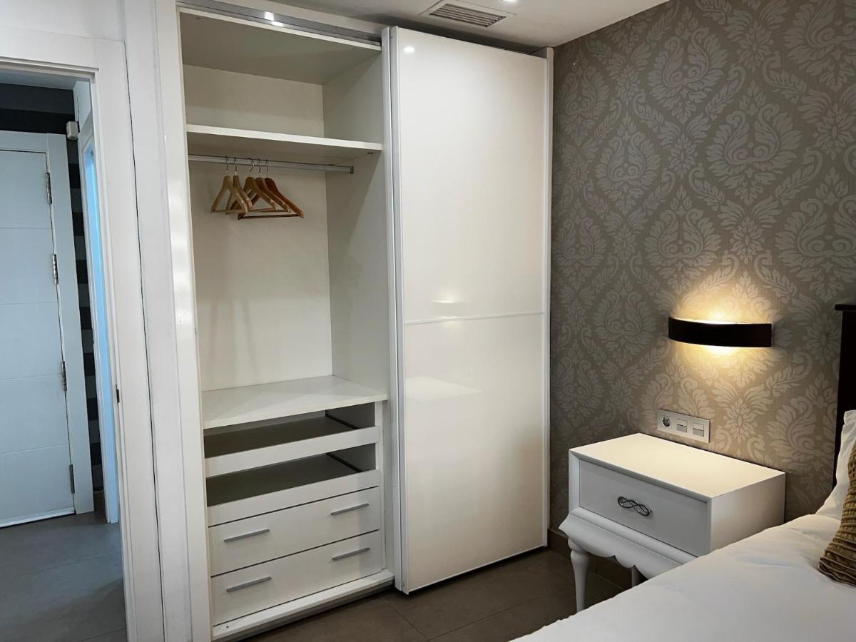 Modern Apartment In La Nogalera ตอร์เรโมลิโนส ภายนอก รูปภาพ